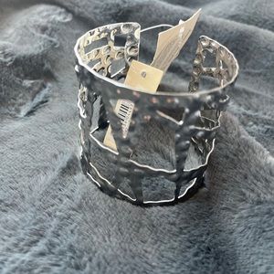 NWT Amrita Singh bangle bracelet